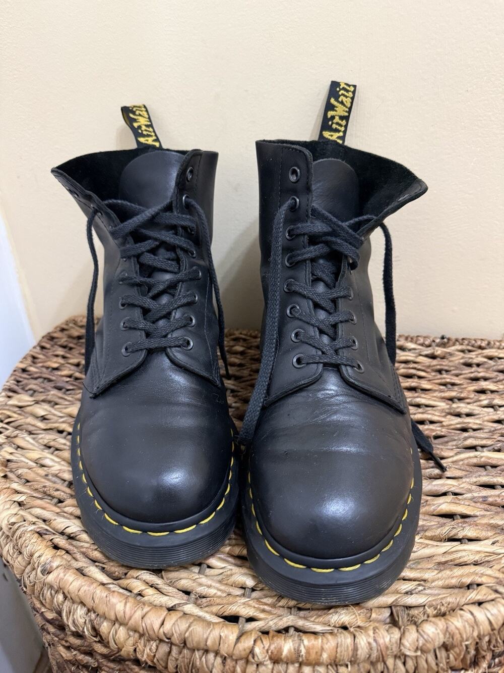 Dr Martens 1460 Pascal Ziggy Boots Combat Black Luxor Leather unisex